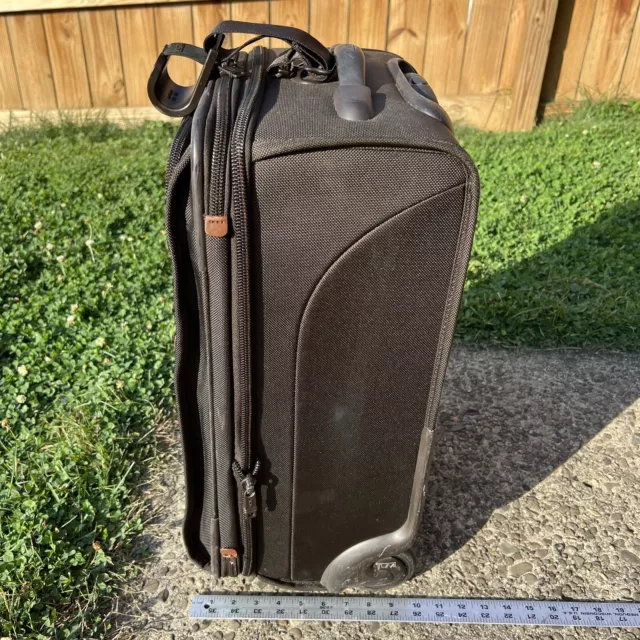 TUMI Alpha International Traveler Expandable 20" Wheeled Carry-On 22020 Brown 3