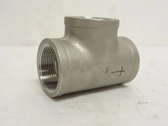 185595 New-No Box; Industry-Std 6JK37 Pipe Tee; SS-316; 1-1/2 FNPT; Class: 150