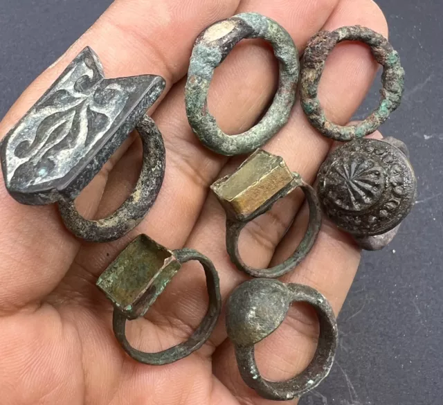 Rare Ancient Lot Of 7 Pics Different Islamic & Roman Eras Bronze Antiques Rings 2