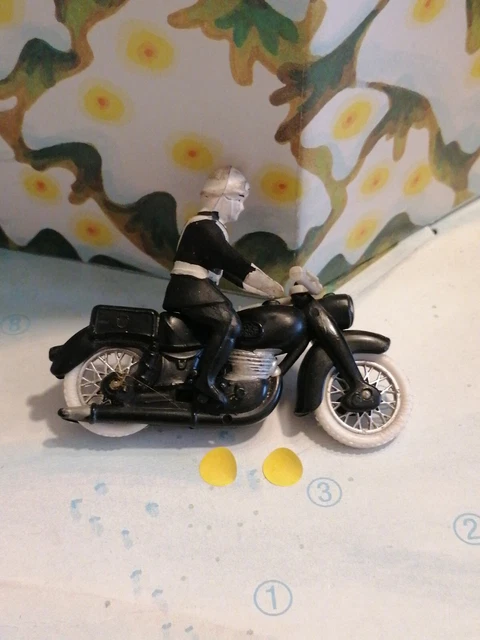 Minialuxe Plastique - Moto  Motard police gendarmerie  7.5 cm 2