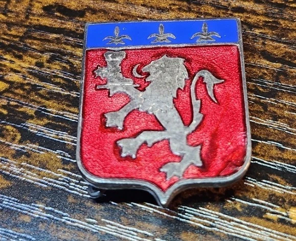 Insigne Vintage Association Touristique Des Chemins De Fer France – Badge BG4295