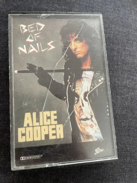 2020 Rock Meets Classic - Alice Cooper - Bed of Nails - YouTube