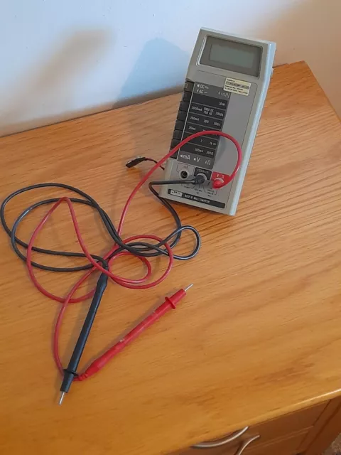 Genuine Fluke 8021B Multimeter, Spares And Repairs As Untested As No Battery