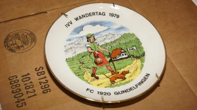 Bavaria Winterling Schwerzenbach Souvenir Plate, WANDERTAG DOG SEE PLATE