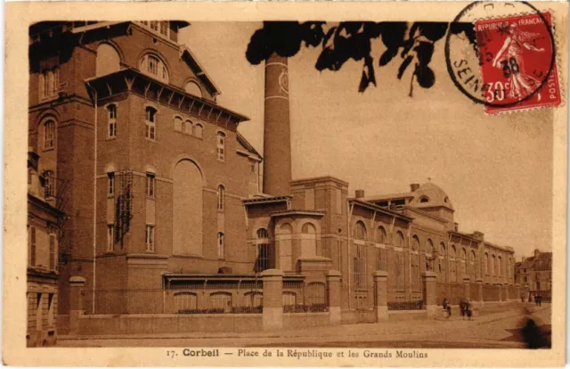 CPA Corbeil Place de la Republique et les Grands Moulins (1361231)