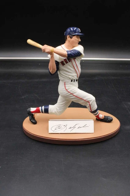 Carl Yastrzemski Gartlan USA Figurine Artist Proof Signed/Autograph ZJ2388 Carl Yastrzemski Gartlan USA Figurine Artist Proof Signed/Autograph ZJ2388