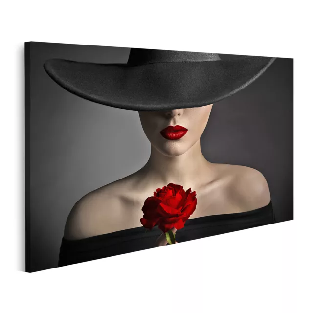 Bild auf Leinwand Rote Rose Blume Frau Lippen Schwarzer Hut Mode Model Schönheit