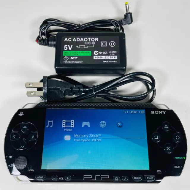 Consola Sony PSP Modelo 1004K Value Pack con caja original y