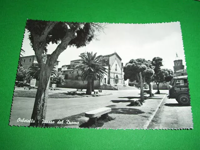 Cartolina Orbetello ( Grosseto ) - Piazza del Duomo 1950 ca.