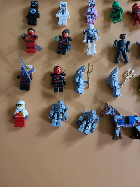 Lot De 43 Minifigures Lego 7
