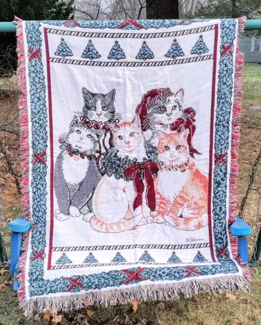 Beautiful Christmas Cat Tapestry 45  X 60  - Wall - Rug - Throw - Mint Condition