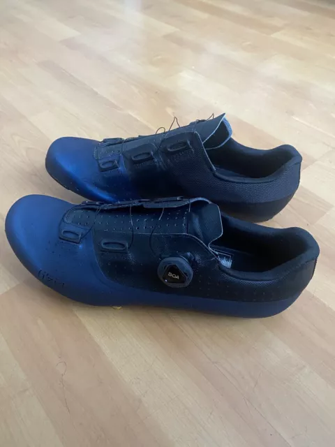 Fizik Tempo Overcurve R4 Road Cycling shoes, Navy Blue/Black, EU 44/ UK 9 3/4