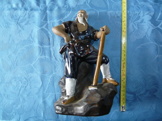 Oriental Japanese / Chinese Worker Figurine Highly Detailed Large 24.5cm Tall!