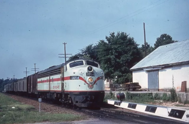 DUPLICATE RAILROAD SLIDE SAL SEABOARD AIR LINE 3054 EMD E8A train SCL Coast