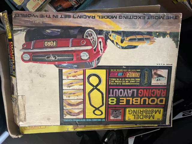 Aurora Model Motoring Double 8 racing set with box