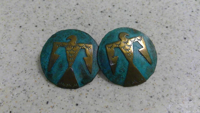 Lakota Sioux Pineridge hand made earrings Vintage Lakota Sioux Pineridge hand made earrings Vintage