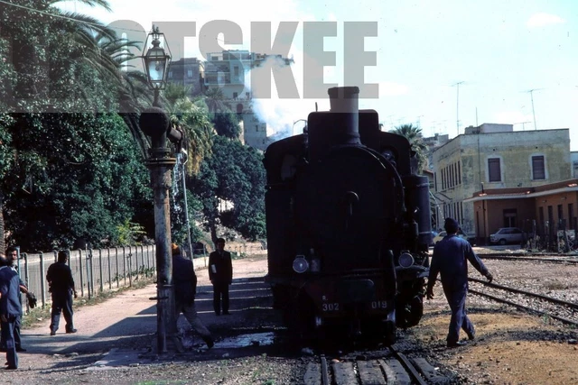35mm Slide FS Italy Railways Steam Loco 302 019 Sciacca 1981 Original