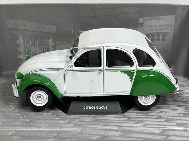 Citroen 2CV6 Dolly 1985 Vert et Blanc 1:18 Echelle Solido 1805025