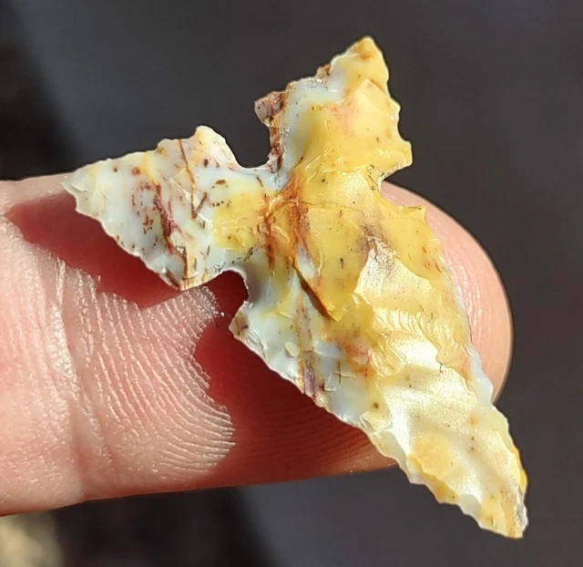 modern arrowhead 1&1/4" Gemfield Jasper