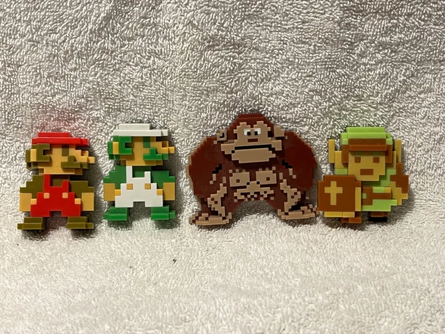 World of Nintendo 8-Bit NES LOT Mario/Link/Donkey Kong/Luigi 2.5" World of Nintendo 8-Bit NES LOT Mario/Link/Donkey Kong/Luigi 2.5"