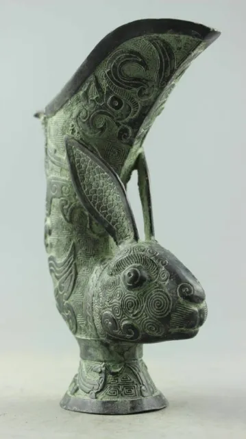 Asia Collectible Decorated Old Handwork Bronze Carved Rabbit Gecko Vase