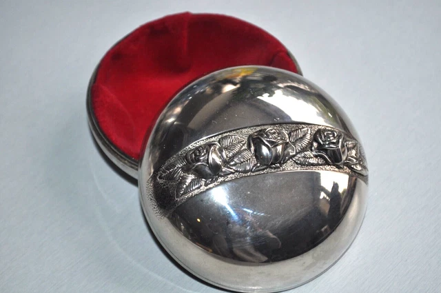 Boîte Ou Coffret à Bijoux En Métal Argenté - Occasion En Bon état - Sans Marque