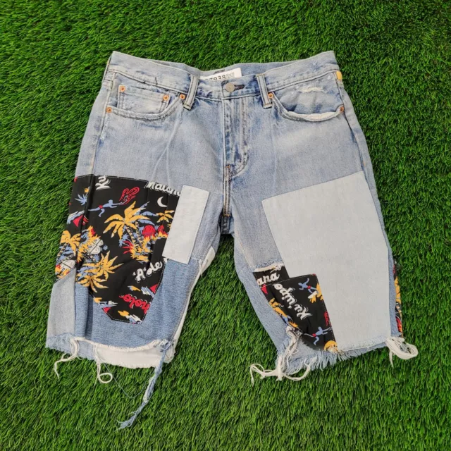 LEVIS Upcycled Hawaiian Aloha Patch Cut-Off Bermuda Jeans Shorts 32x10 Raw-Hem