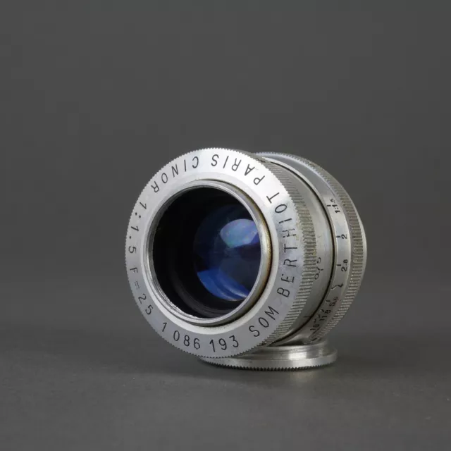 SOM Berthiot Paris Cinor 25mm 1:1.5 C-mount lens for 16mm cameras