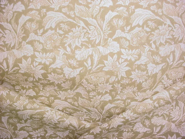 4-7/8Y Kravet Lee Jofa Soft White Sage Green Floral Print Upholstery Fabric
