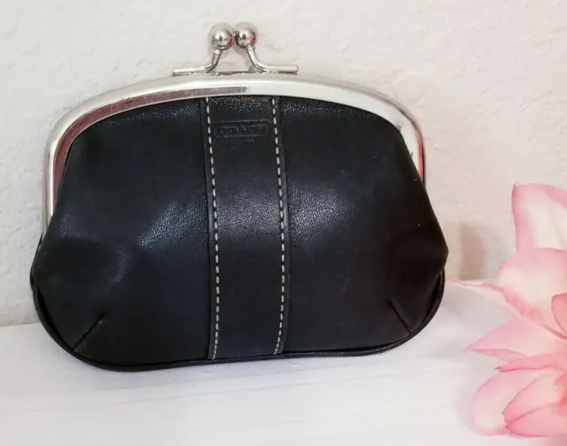 COACH VINTAGE BLACK LEATHER Kiss lock Framed SMALL COIN CHANGE PURSE