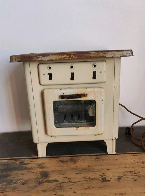 Jouet ancien Cuisine enfants ancienne en tôle FUCHS 1950
