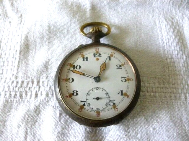 Montre Gousset Ancienne Sekonda Mécanique - 18 Rubis, Parfait état Fonctionnel, Argenté