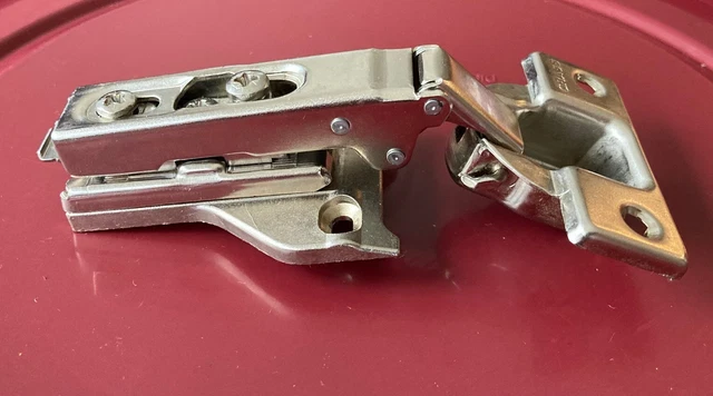 NEW Grass Hinge 1006-30 With #046 Baseplate – 110° Clip-On Self-Close Straight Arm, Nickel Steel
