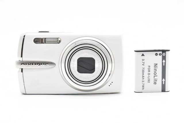 OLYMPUS u1020 リリーホワイト コンデジ バッテリー付き #704 OLYMPUS デジカメ u1020 リリーホワイト OLYMPUS u1020 リリー