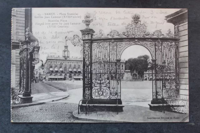 Carte postale ancienne NANCY - Place Stanislas - Grille Jean Lamour (XVIIIè)