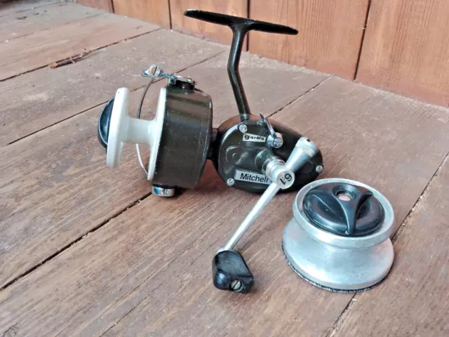 Mulinello da pesca vintage Garcia Mitchell 810 (Francia 1977) + piscina ottime condizioni!