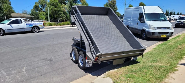 Tandem Box 8x5 Tipper Trailer