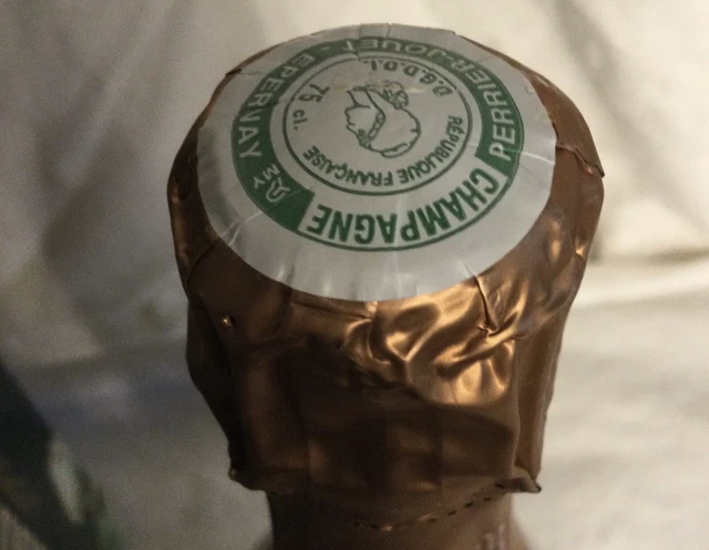 Champagne perrier jouet 1989 en boîte collector 8