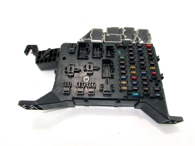 FORD MONDEO MK3 FUSE BOX RELAY BOX BODY FUSE BOX relay 4S7T-14A073-AA £