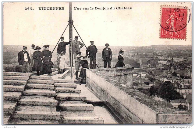 94 VINCENNES - vue sur le donjon du chAteau