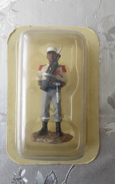 1:32 FIGURINE HR PLOMB CREUX LEGIONNAIRE ARME SUR L'EPAULE LR DC JSF GM