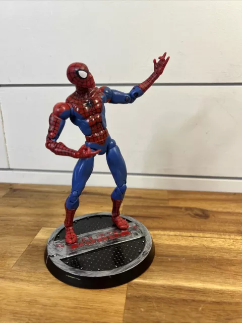Spider-Man Vintage Marvel Legends Figure Urban Legends Set 2003 Toybiz w/ stand Spider-Man Vintage Marvel Legends Figure Urban Legends Set 2003 Toybiz w/ stand