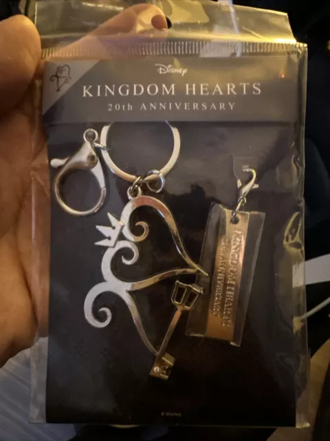 Kingdom Hearts 20th Anniversary Metal Keyblade Keychain
