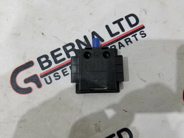Thermostat prévu pour PEUGEOT 308 3008 508 5008 2.0 bluehdi