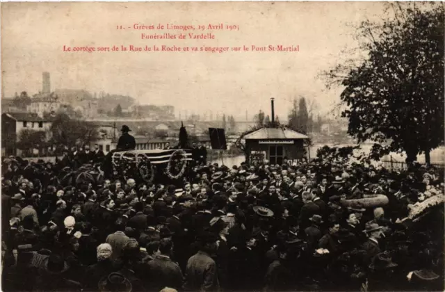 CPA AK Greves de LIMOGES 19 Avril 1905 - Funerailles de Vardelle (611279)