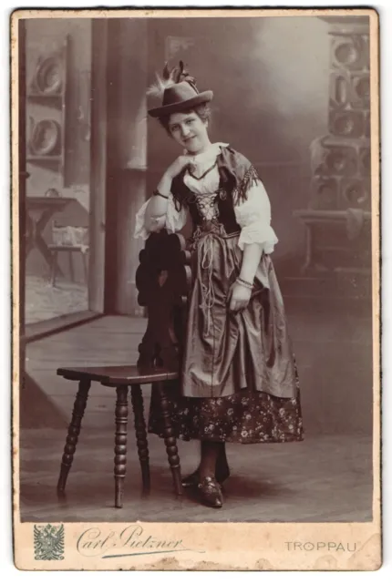 Photography Carl Pietzner, Troppau, Oberring 28, portrait young lady in costume m