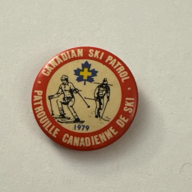 Vintage Canadian Ski Patrol 1979 Skiing Button Pin AV5J
