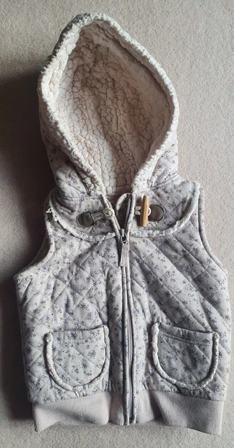 Giacca Calda Imbottita Neolly Gilet Next Cream Età 4-5 Anni Bambine Imbottita Accogliente