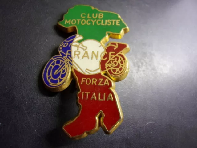 Civil . Club Motocycliste FRANCE - Forza Italia . Italie