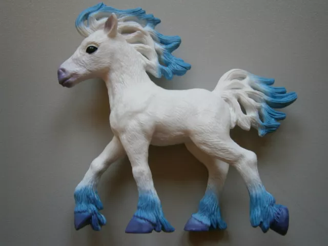 Schleich *Blaues Frostfohlen " Xalimbo" * Sonderedition *  Neu und unbespielt *